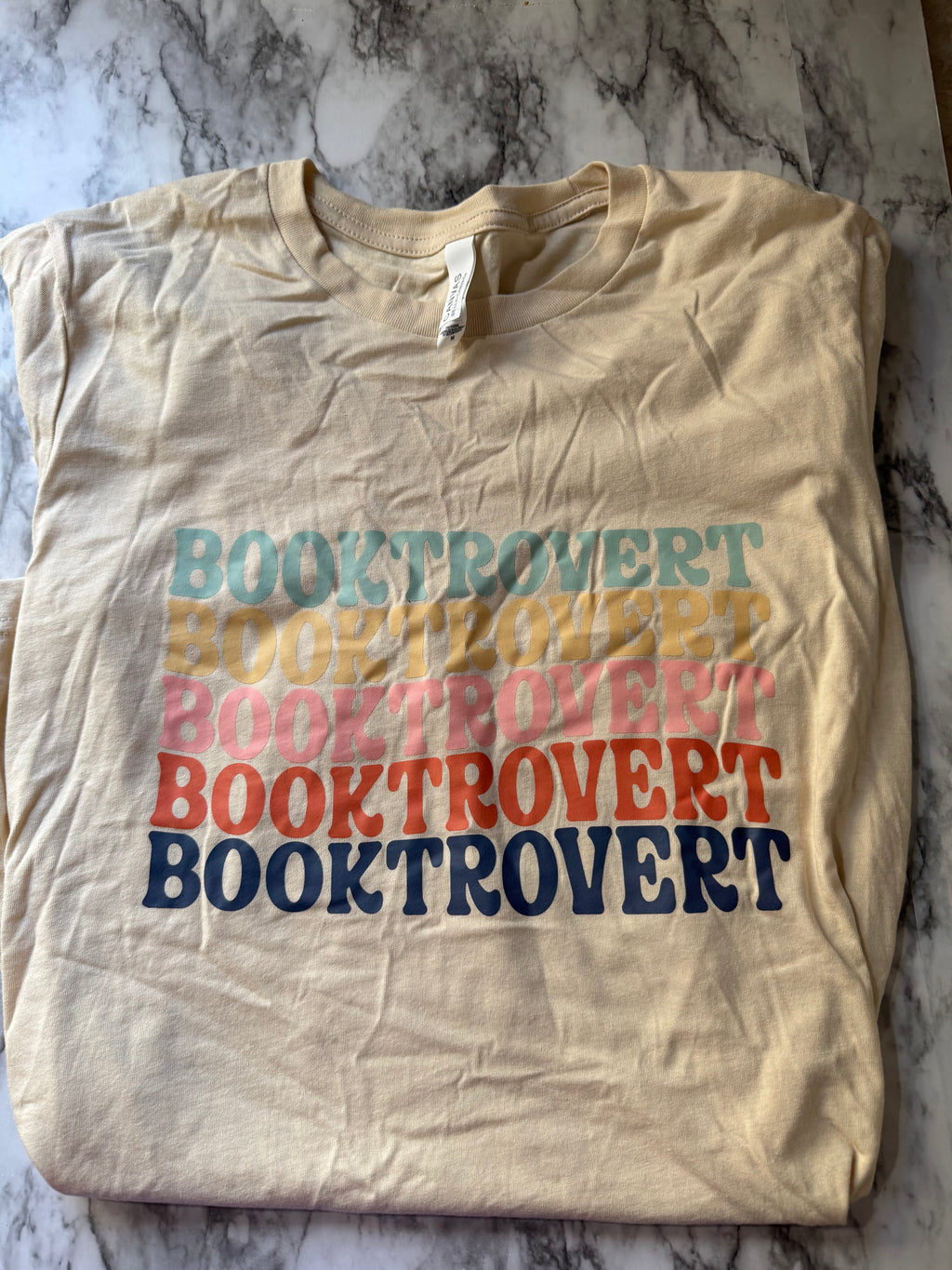 Booktrovert T-shirt