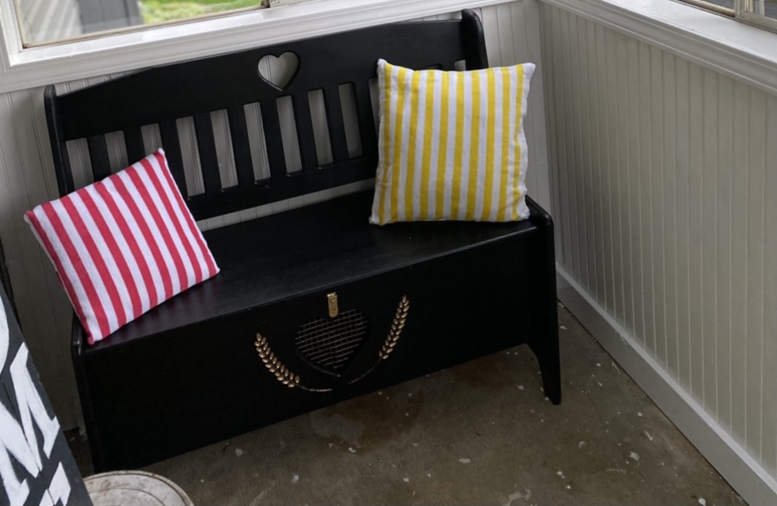 Finished DIY Refurbished bench with finished pillows